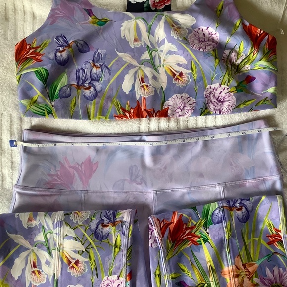 Johnny Was Set Bee Active High Waisted Slit Leggings And Sports Bra Floral SZ XL - Picture 15 of 16
